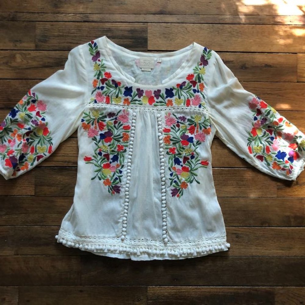 *SALE* Anthro Embroidered Blouse